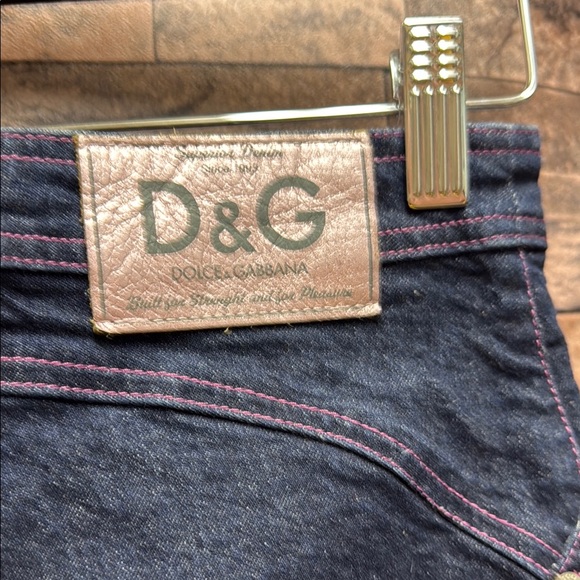 Dolce & Gabbana Navy Mini Skirt with Pink Accents - Picture 7 of 10